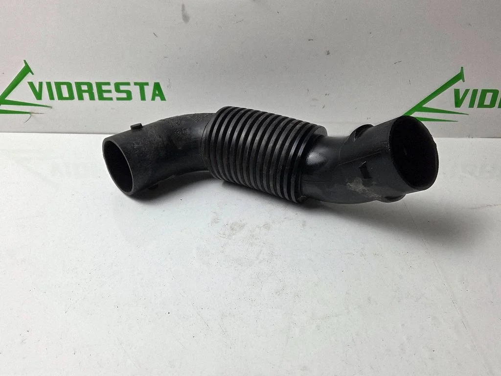Air intake hose/pipe 9670851780