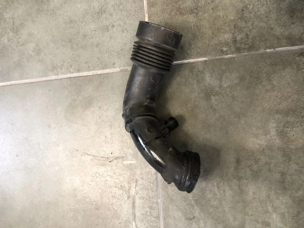 Air intake hose/pipe 9810921280