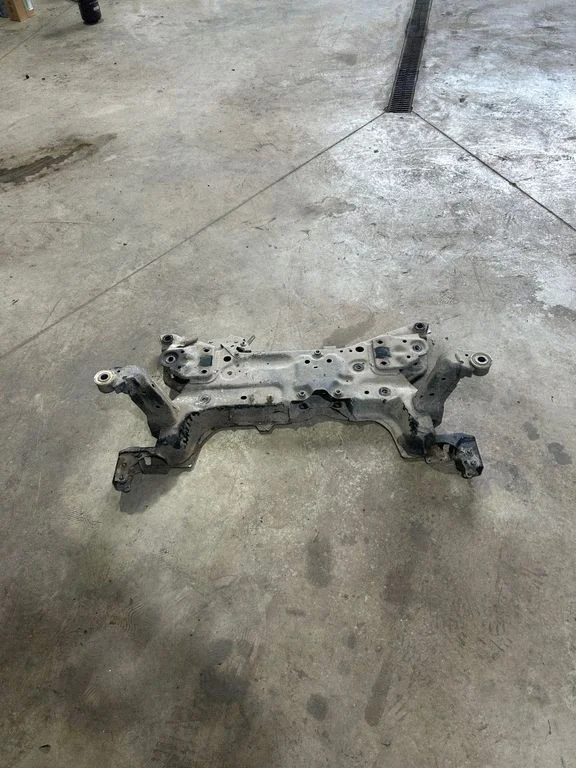Front subframe – Ford Focus (2018-)