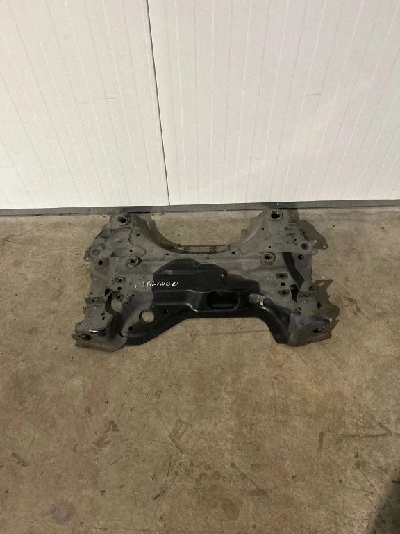 Front subframe 9677071880