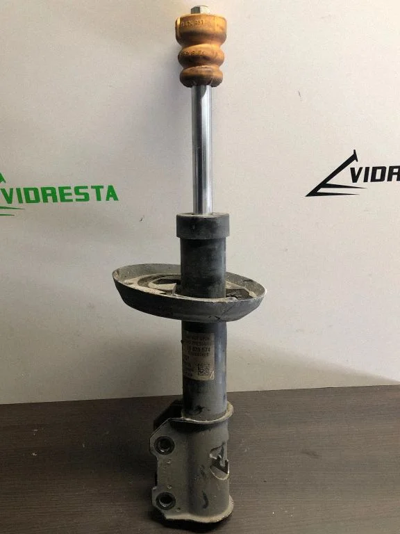 Amortyzator przedni 39039574