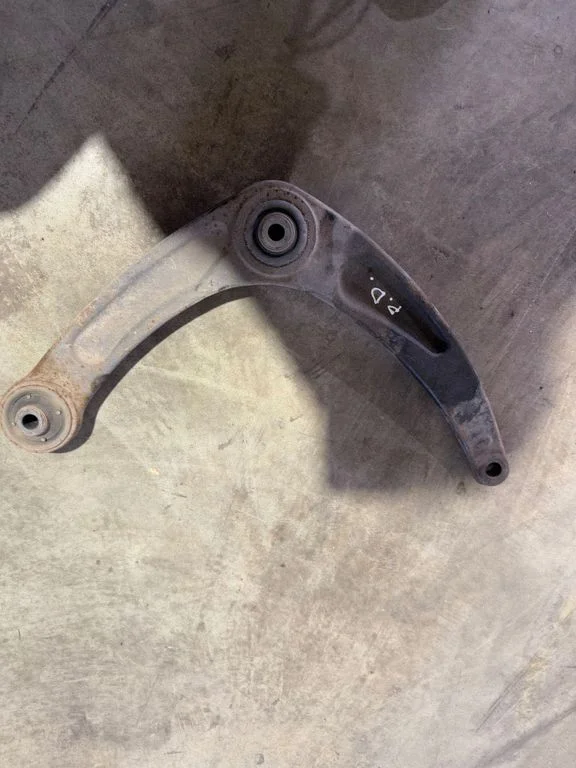 Front lower control arm/wishbone – Citroen Berlingo (2008-2018)