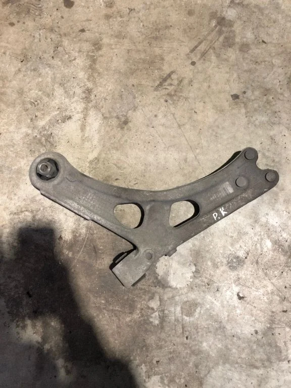 Front lower control arm/wishbone – Citroen Berlingo (2018-)