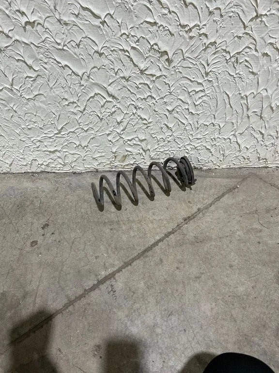 Rear coil spring – Mazda 2 (2022-)