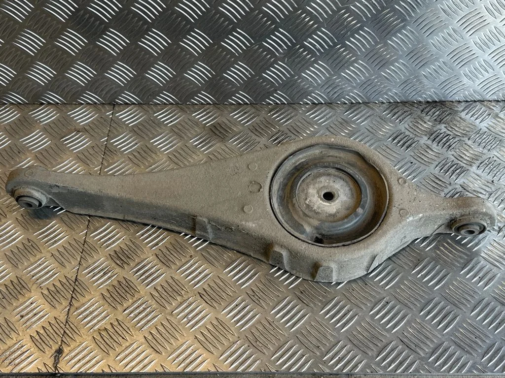 Rear upper control arm/wishbone 6G915B718BAA