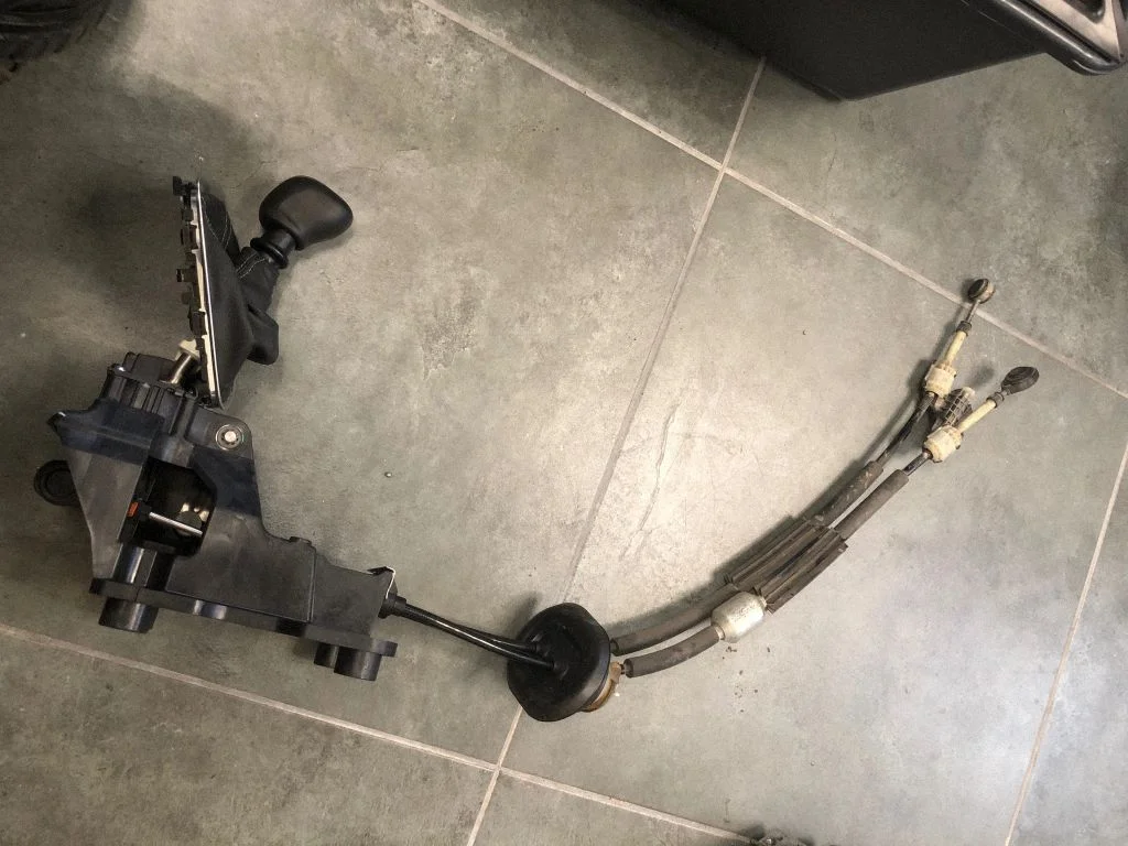 Mechanizm zmiany biegów (kulisa) 1000573614