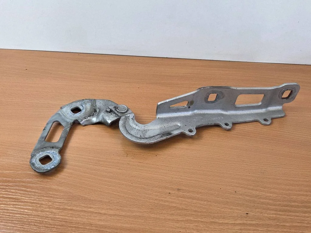 Mootorikapoti hinged – Ford Focus (2018-)