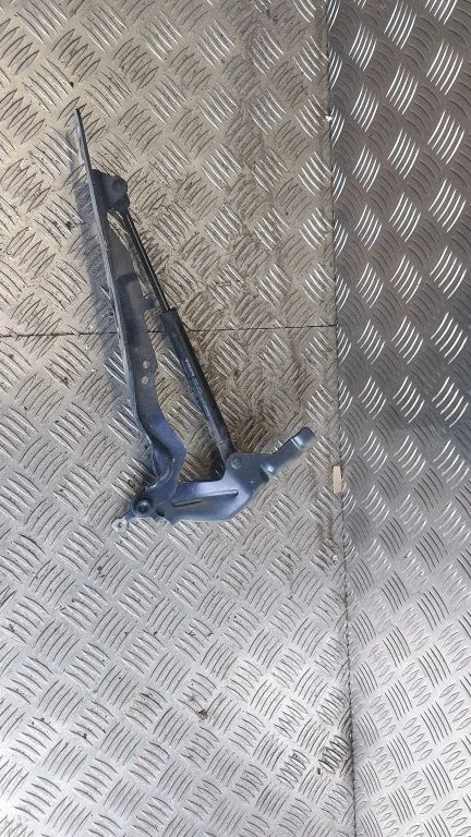 Engine bonnet/hood hinges 30649516