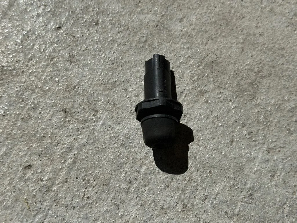 Engine bonnet/hood prop rod/strut
