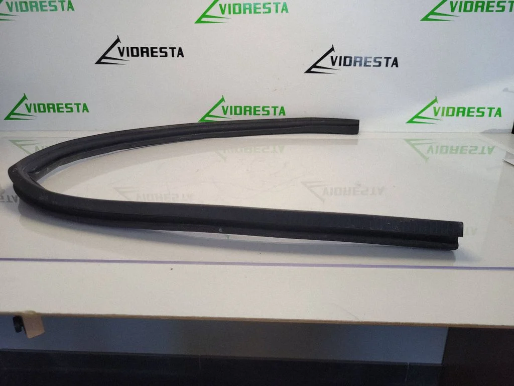 Engine compartment rubber