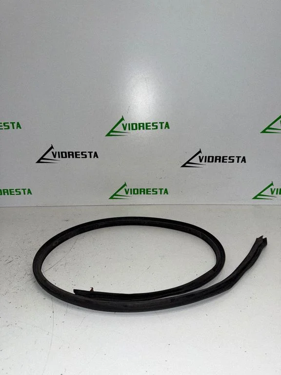 Engine compartment rubber