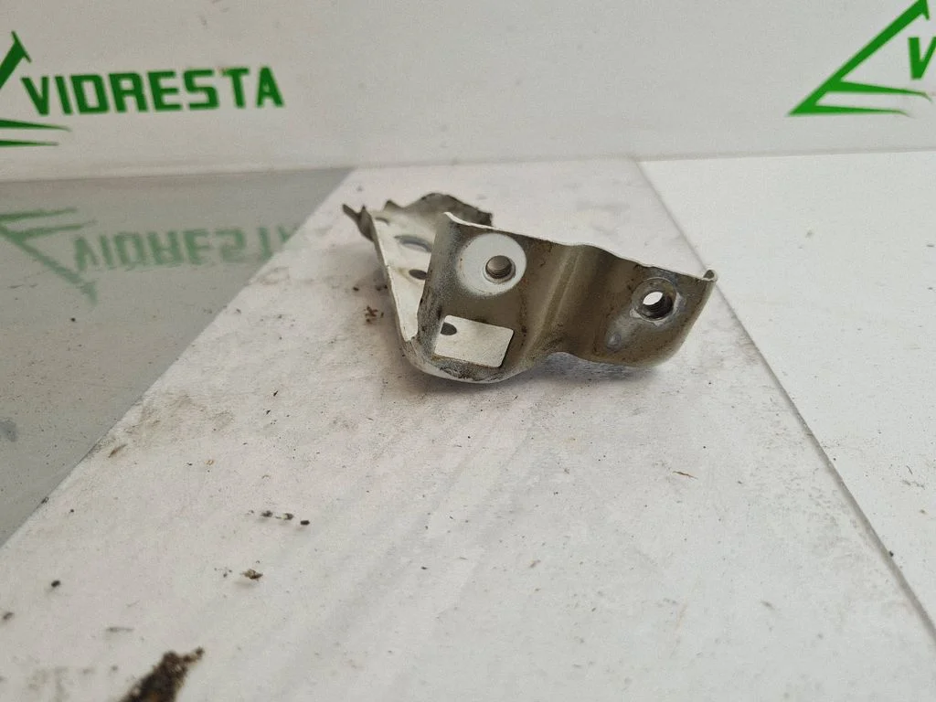 Poritiiva kinnitusklamber – Honda CR-V (2013-2016)