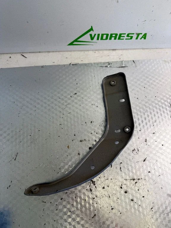 Poritiiva kinnitusklamber 017242C02