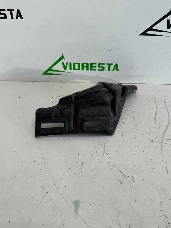 Poritiiva kinnitusklamber 9823213080