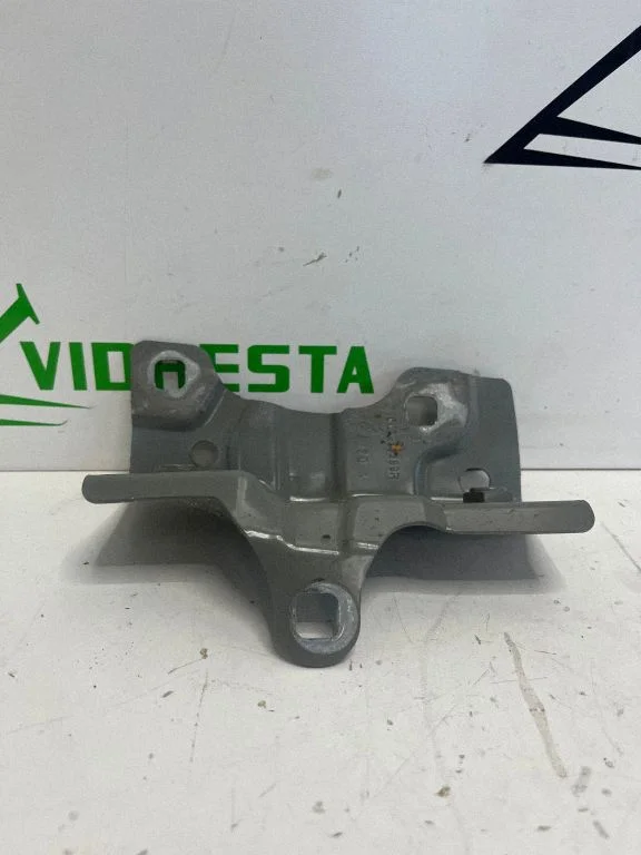 Spārna kronšteins 663514389R