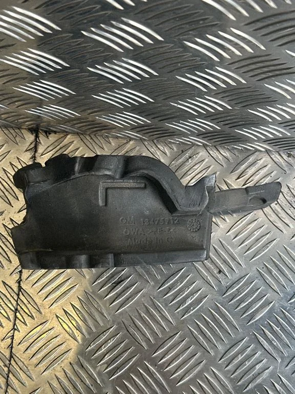 Fender foam support/seal – Opel Astra K (2015-2021)