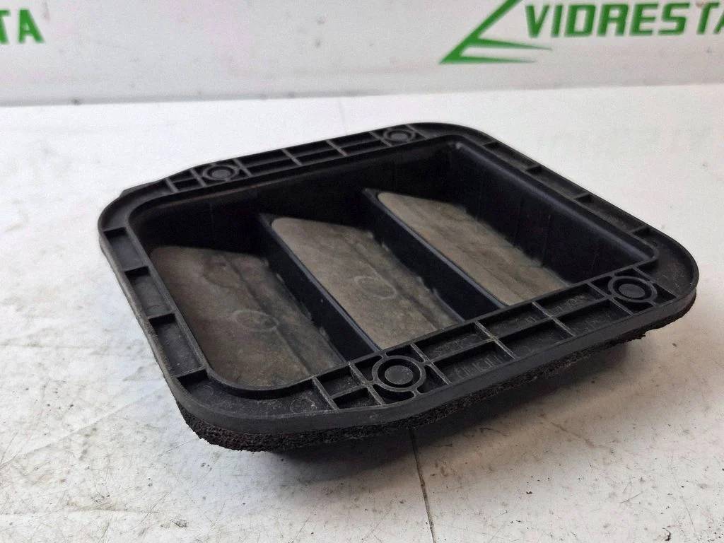 Ventilatsioonirest 75450