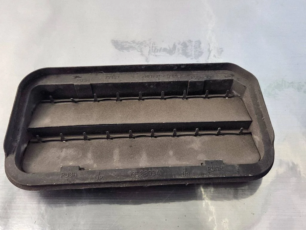 Ventilatsioonirest – Opel Astra K (2015-2021)