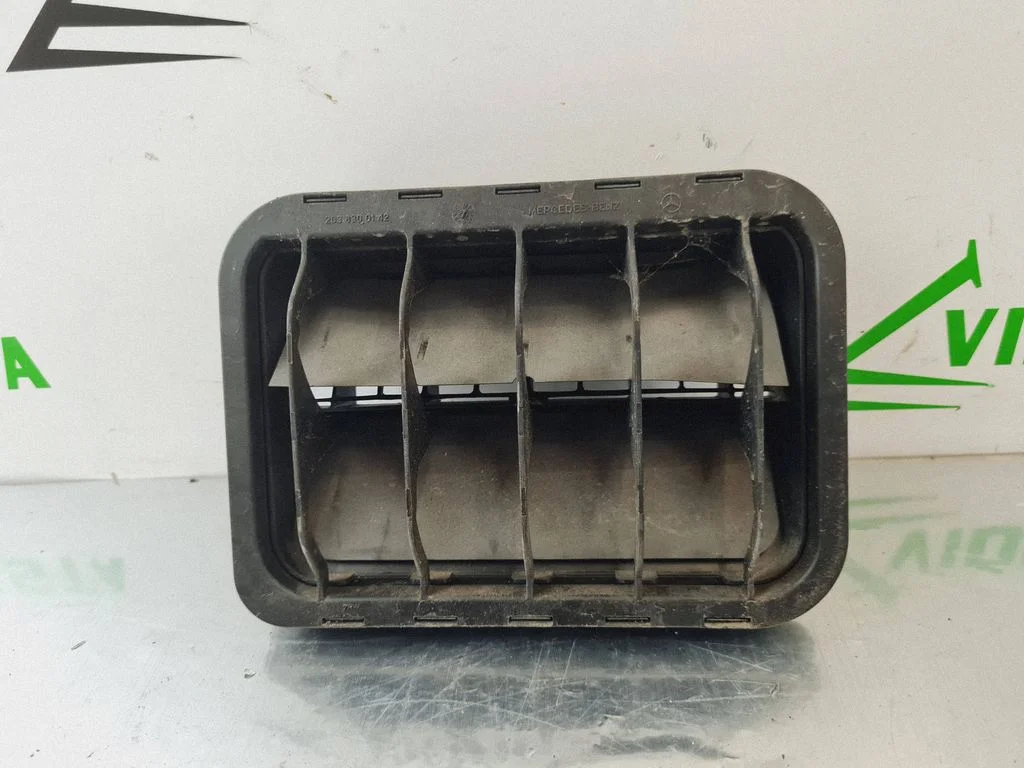 Ventilācijas režģis 2038300142
