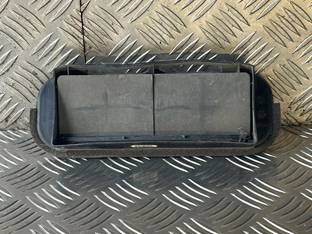 Ventilatsioonirest 768041HM0A
