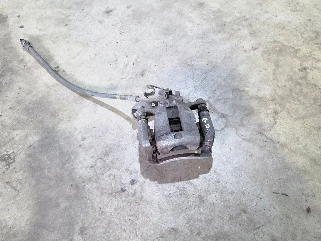 Rear brake caliper BC140300