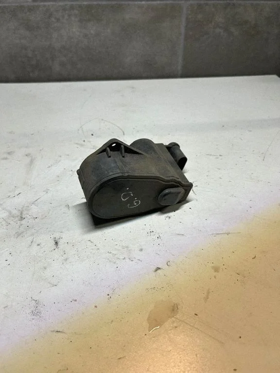 Tagumine pidurisadul 0204749603AG