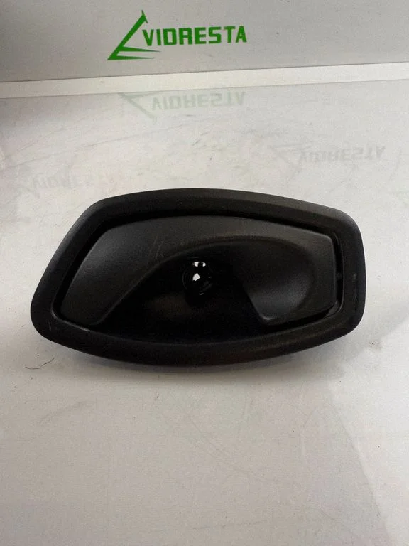 Esiukse sisemine käepide – Opel Vivaro (2014-2018)