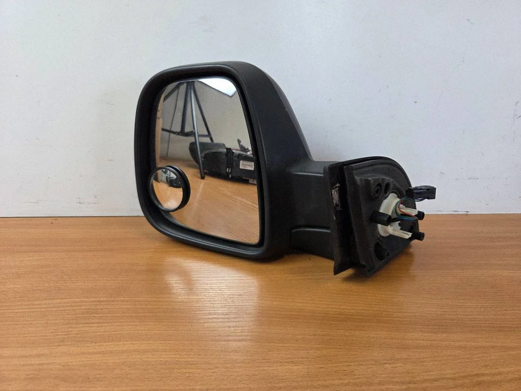 Front door electric wing mirror 232636103