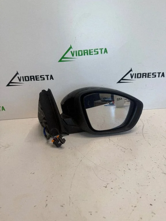 Esiukse elektriline välispeegel 983769799V