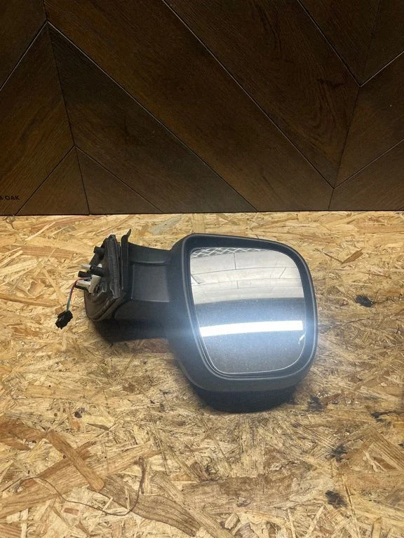 Front door electric wing mirror 232673075
