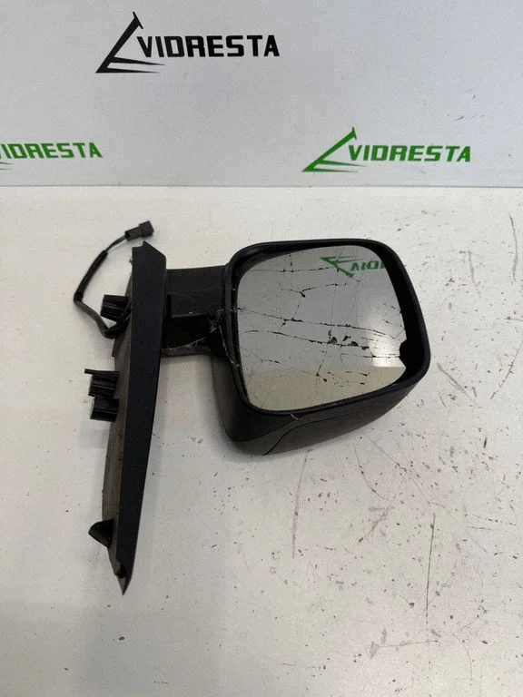 Front door electric wing mirror