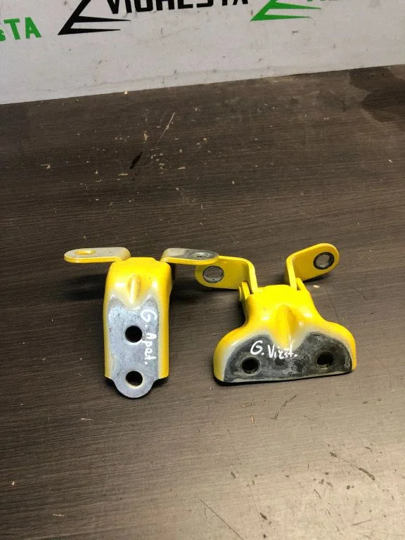Tagaukse hingede komplekt
