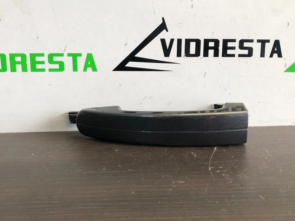 Tagaukse välimine käepide AM51U22404C