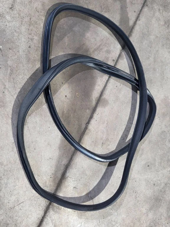 Rear door rubber seal (on body) – Mercedes-Benz E-Class W212 (2009-2016)