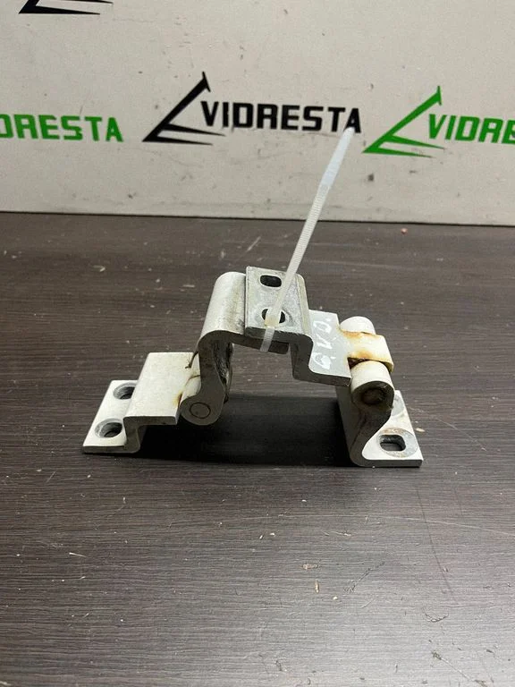 Rear door hinge set – rear right