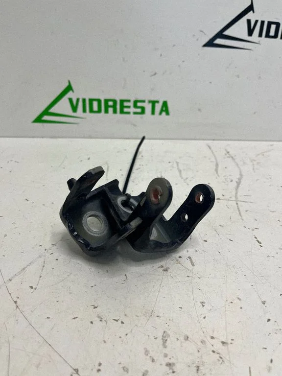 Rear door hinge set