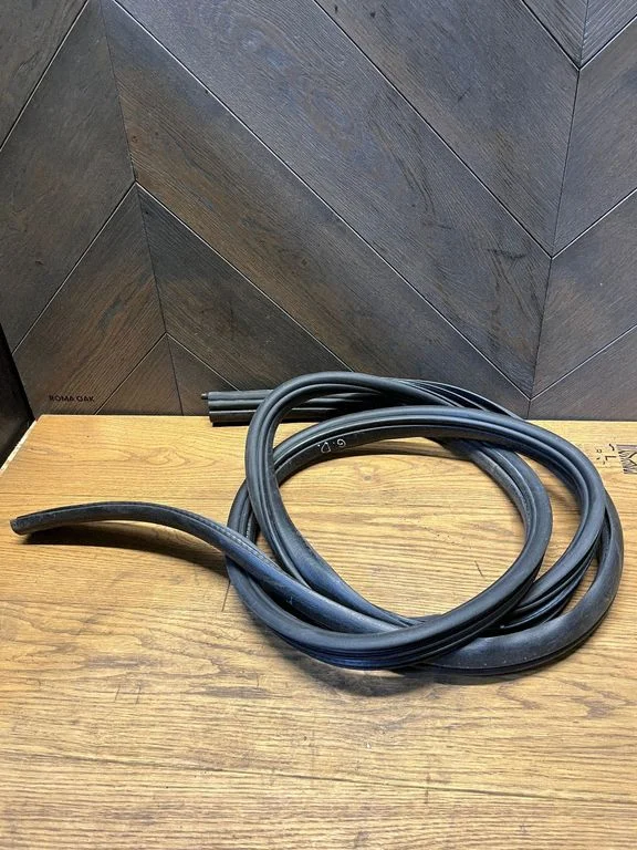 Rear door rubber seal (on body) – Nissan Qashqai (2010-2014)