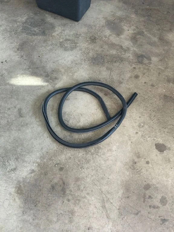 Rear door rubber seal (on body) – Ford Focus (2018-)