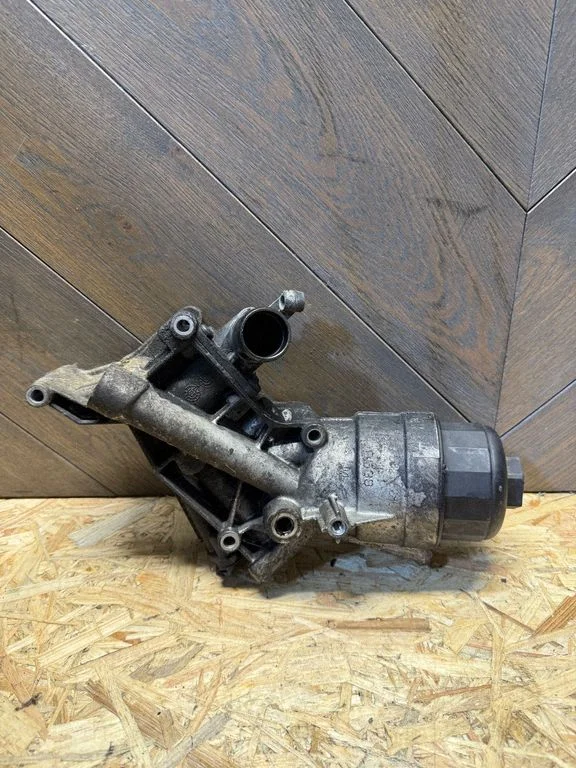Oil filter mounting bracket 55238286