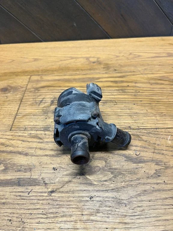 Electric auxiliary coolant/water pump 0392023219