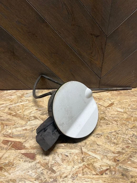 Fuel tank cap 1353354080