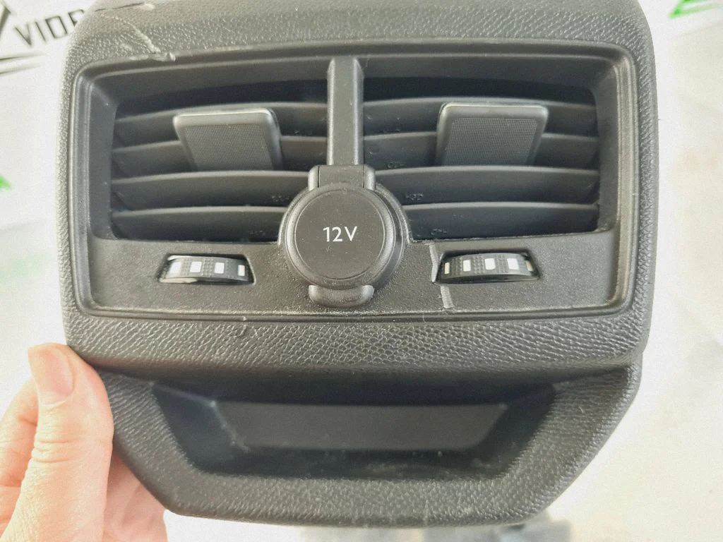 Dash center air vent grill 9811350380