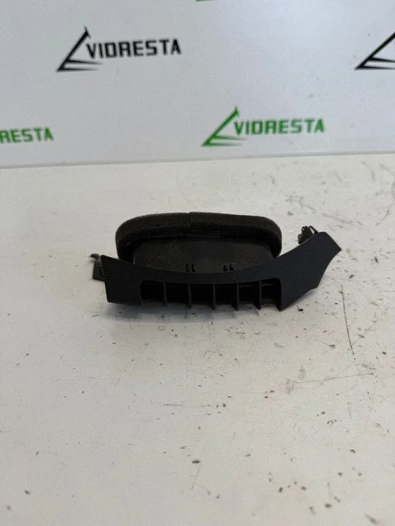 Dash center air vent grill 1308710070