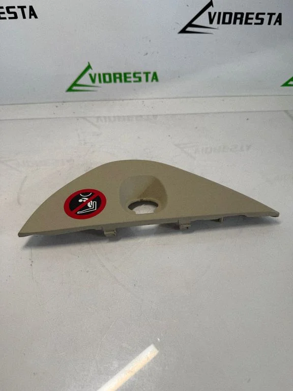 Panel deski rozdzielczej (boczny) 30755849
