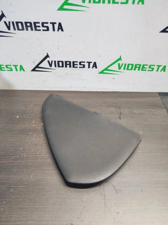 Armatuurlaua külje viimistluspaneel 8K0857085B