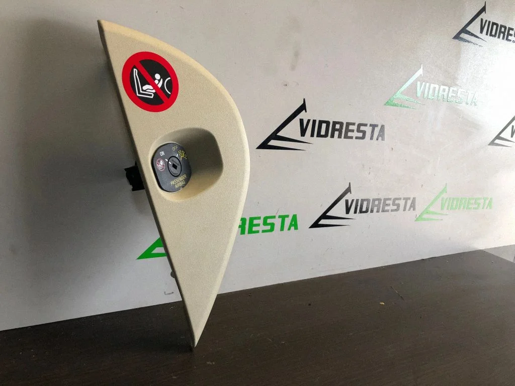 Dashboard side end trim 30791679