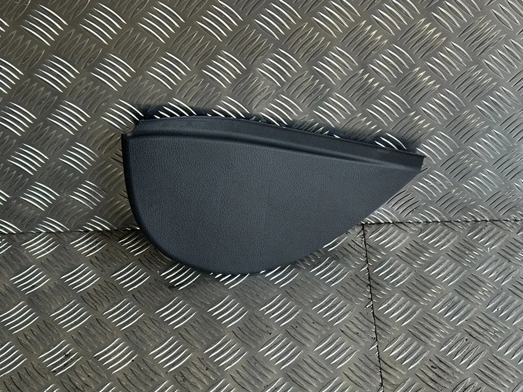 Dashboard side end trim 5531705060