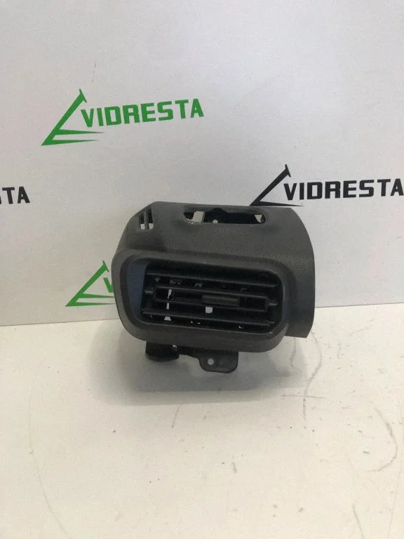 Dashboard side air vent grill/cover trim 9820749777