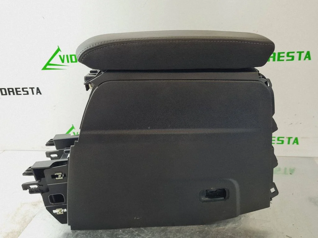 Armrest 9825563380