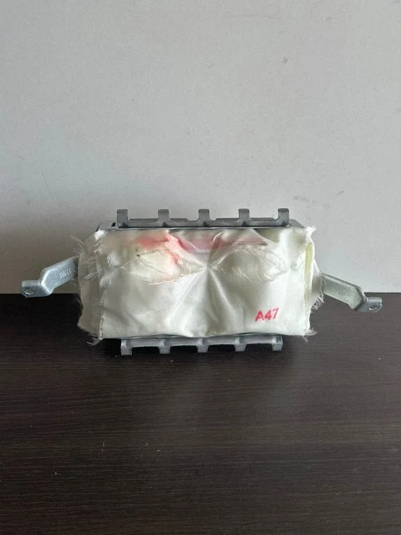 Poduszka powietrzna pasażera TG14B02001